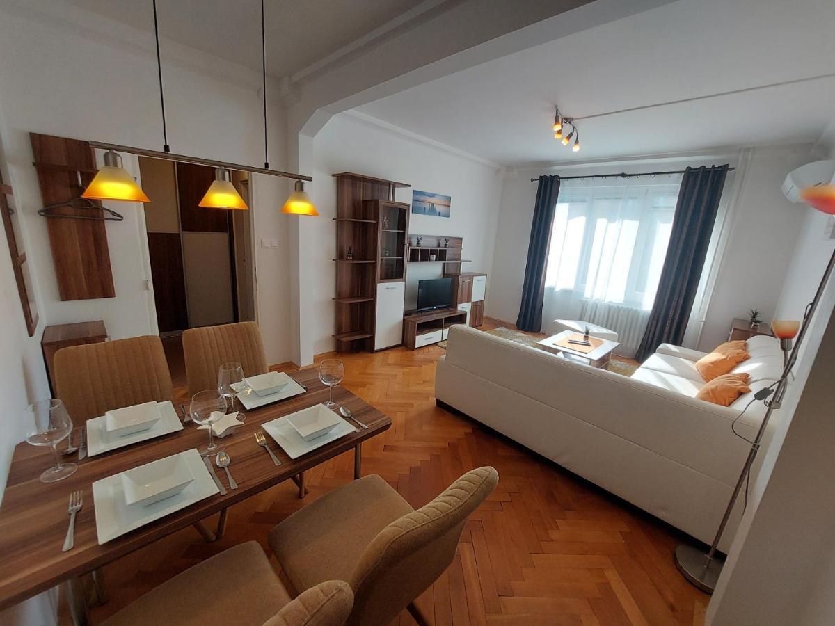 Apartman Merry Bratislava Exterior foto